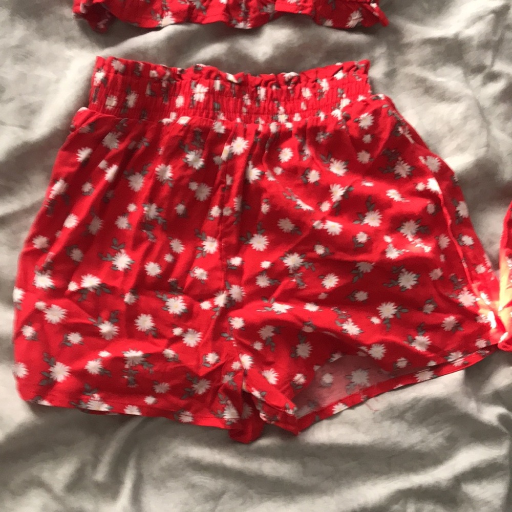 NWOT SZ 4T & 5/6T bundle. never worn KIDS company - Picture 6 of 6